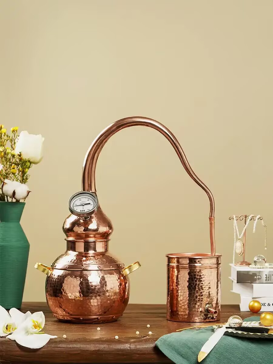 How to Choose the Right Essential Oil Distillation System for Your Business